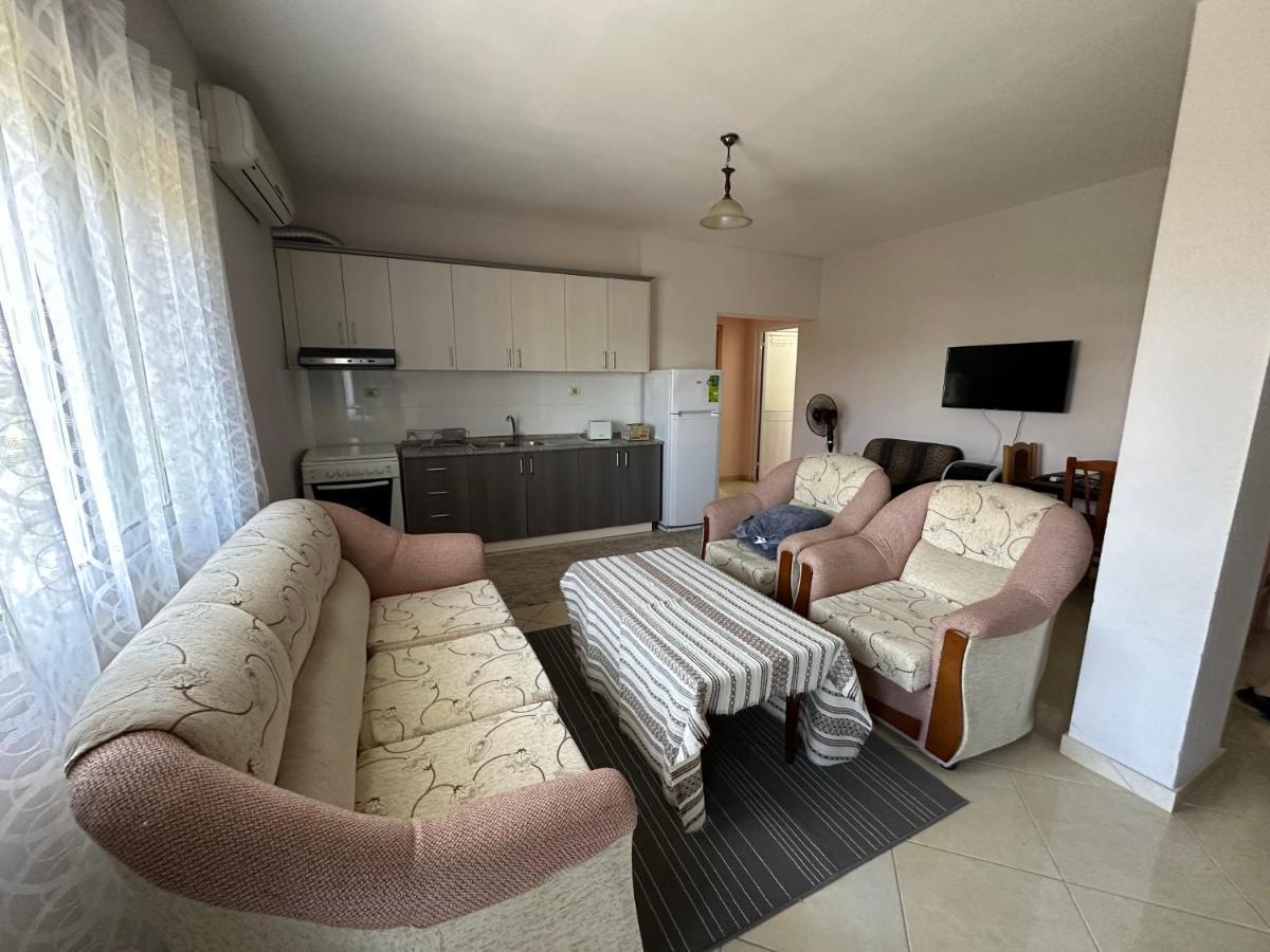 Apartment Lalzi *